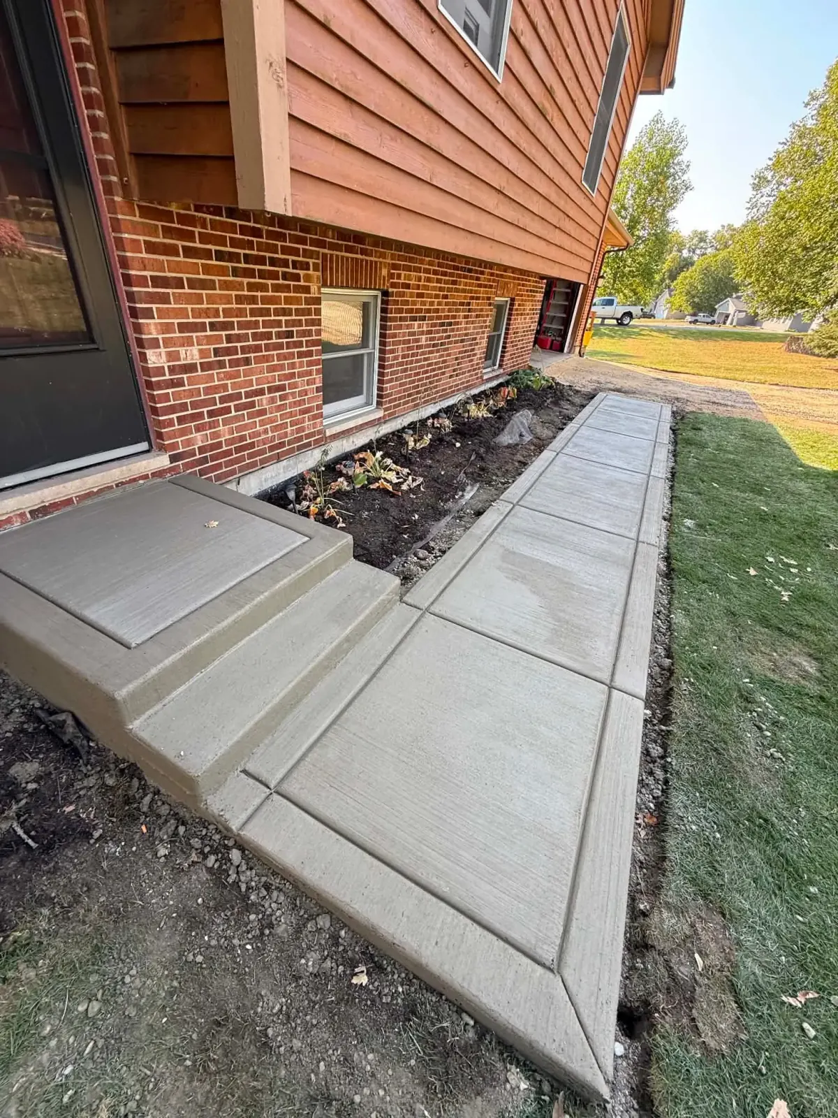 Sidewalks & Walkways
